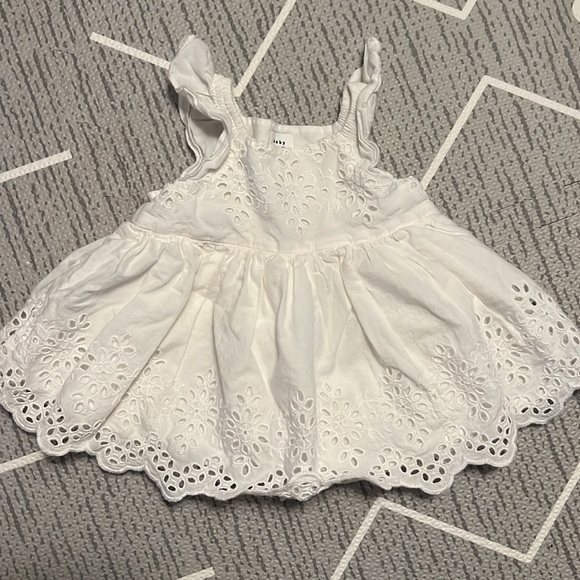 Baby Gap Dress -0-3M - Picture 3 of 7